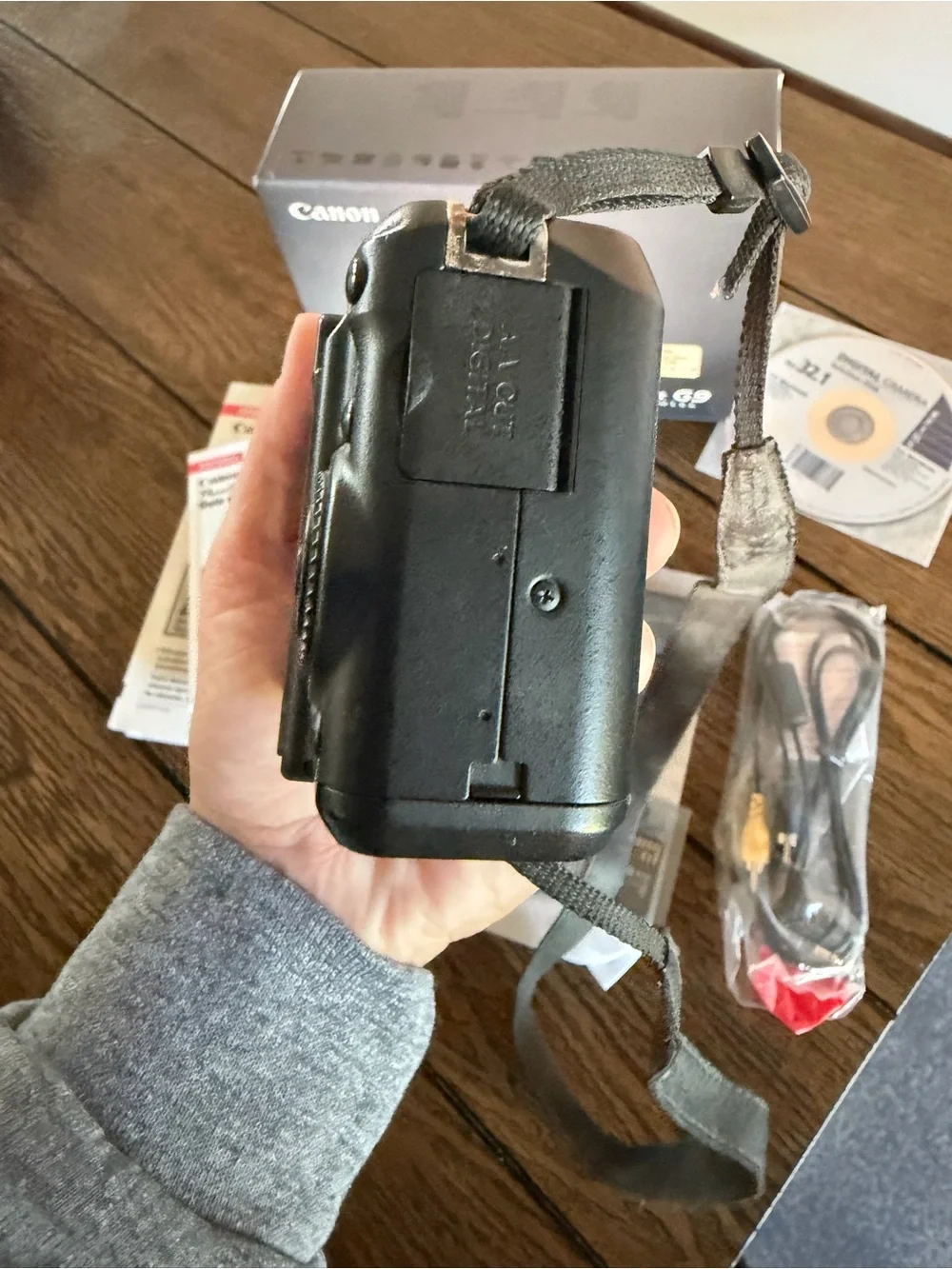Canon PowerShot G9 Digital Camera 6X Charger Battery Case Memory Instructions